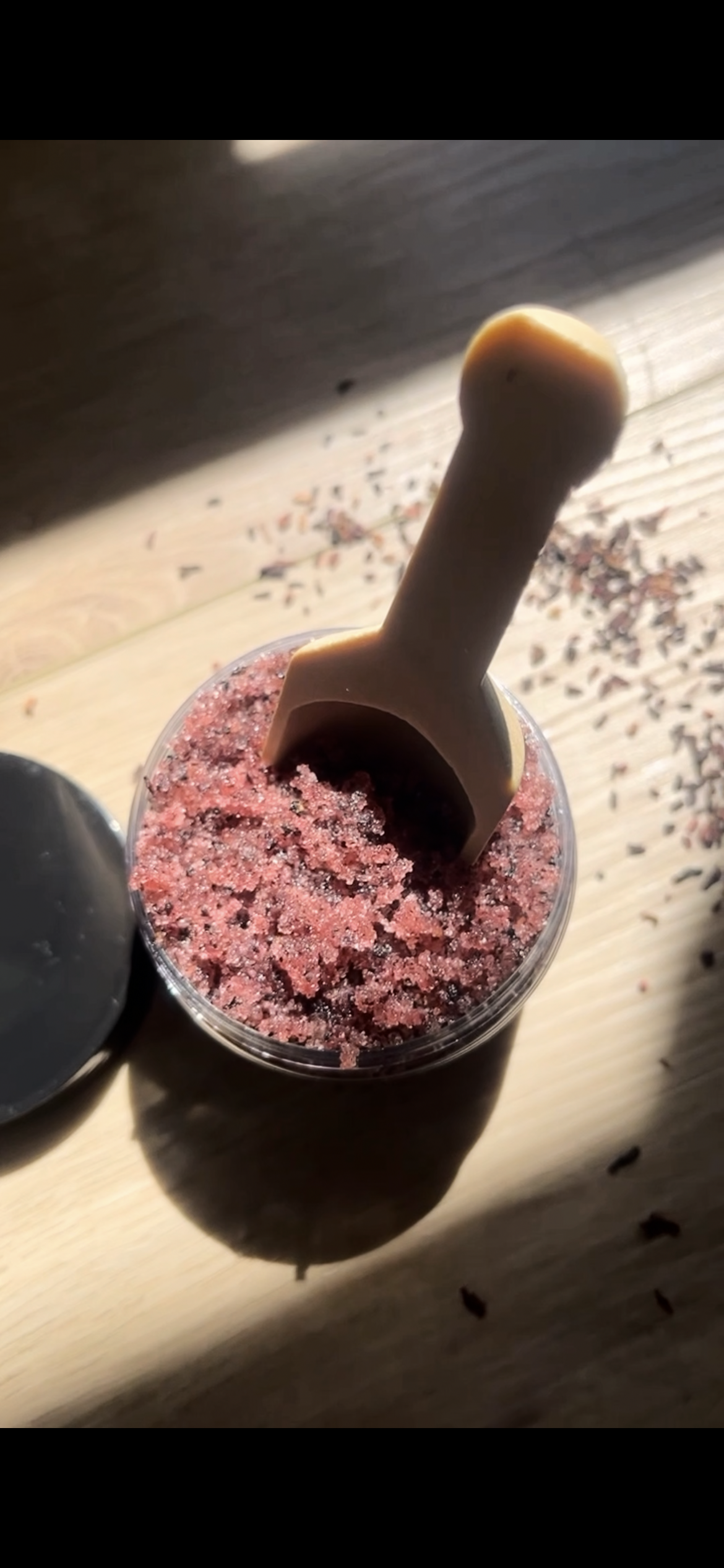 Hibiscus & Strawberry Raw Sugar + Pink Salt Body Scrub